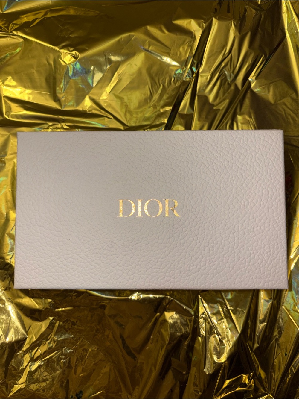 Dior Black and White Cat-Eye Sunglasses with Logo Temples - Picture 4 of 8